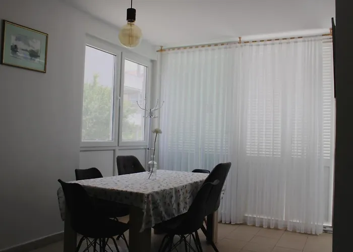 Beautiful Vacation Apartments In Novalja Ivana - Ana - Danijel